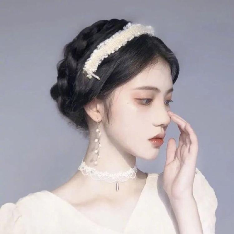 神谷熏（身份：神谷活心流代理师父、女主角） - 动漫新番免费在线观看 - APP看视频